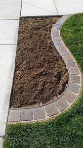 Simple Square Brick Corner Edge Squarelawnideas Garten Landschaftsbau Garten Garten Ideen