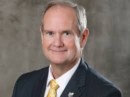 MSUB Chancellor Dan Edelman steps down