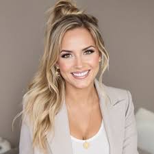 Sienna James (@soulmate.psychology)