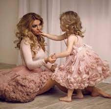 Una lunga tradizione di moda e qualità con spedizione e reso facile! Vestiti Eleganti Madre E Figlia Online