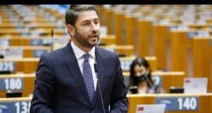 Σε κλίμα θλίψης και συγκίνησης η οικογένεια και οι φίλοι της στην αργολίδα αποχαιρέτησαν τη φιλιώ πυργάκη το απόγευμα της κυριακής. Kxv4db7t4ocmam