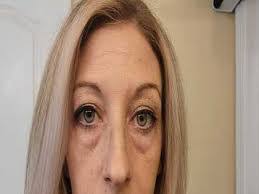 Lorelle Lewis's Instagram, Twitter & Facebook