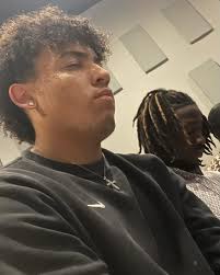 S A L L I E H I L L (@salhill1) • Instagram photos and videos