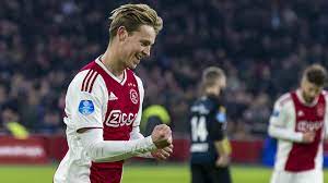 Frenkie de jong is a dutch professional footballer who plays as a midfielder for la liga club barcelona and the netherlands national team. Frenkie De Jong The Nxgn Whizkid Continuing Ajax S Youthful Tradition Goal Com