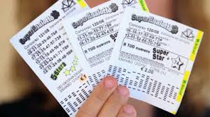 Ultime estrazioni del lotto · ritardi dei numeri · frequenze dei numeri · un anno di estrazioni · sviluppo online di sistemi lotto · storia. Lotto E Superenalotto Estrazioni Superenalotto Nessun 6 Nell Ultima Estrazione Dell Settimana Sei 5 Da 31 977 48 Euro Cadauno Jackpot A 62 5 Milioni Di Euro
