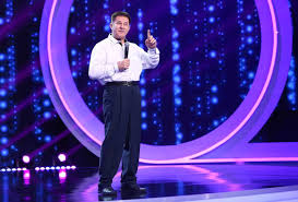 Acum pune punct deoarece simte că ceea ce face nu are valoare. Doru Octavian Dumitru One Man Show La BuzÄu Opinia BuzÄu