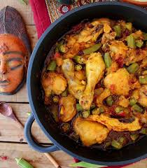 Beans which have been cooked until tender, then seasoned with palm oil, and salt. Moamba De Galinha Com Pirao Receitas E Menus C