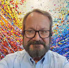 Alex Maynez's Instagram, Twitter & Facebook