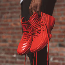 Damian lillard 3s great hooping shoe also great to rock em got mine from prime outlet in orlando let me know if i should do some kix reviews ect. Adidas D Lillard 3 Release Date Info Sneakernews Com Adidas Dame Adidas Shoe Releases