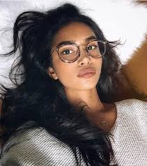 Shared By Louiesechua Find Images And Videos About Pretty White And Glasses On We Heart It The People With Glasses Fashion Eye Glasses Glasses Inspiration