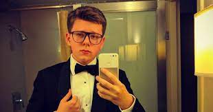 Bitcoin is a digital currency known as a cryptocurrency. Millionaire Bitcoin Teen Claims If You Don T Become Rich In The Next 10 Years Then It S Your Own Fault Mirror Online