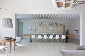 Poutre Grise Plafond Blanc Ides Avec Poutre Grise Plafond Blanc Avec Plafond Poutres Apparentes Fashion Designs I Maison D Hotes Meuble Maison Interieur Maison