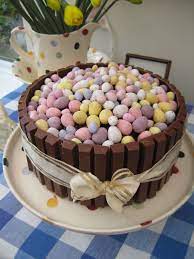 There are many reasons why anyone may wish to bake cakes that don't include any eggs or oil in the recipes. Easter Egg Birthday Cake Kuchen Ideen Beste Geburtstagskuchen Mini Eierkuchen