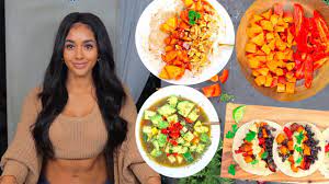 Strawberry coco chia quinoa breakfast. What I Eat In A Week Vegan Alkaline Meals Youtube