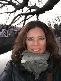 Aangekomen in Den Haag voor een meerdaagse training van Daniel Ofman om te  leren hoe je jongeren nog meer over zichzelf kunt laten ontdekken. Zin  in!!! 😄