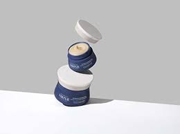 Coconut oil is one of the most well known home remedies for dry hair. 10 Best Hair Masks Of 2021 Fix Dry And Damaged Hair Today