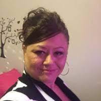 Shauna Spires's Instagram, Twitter & Facebook