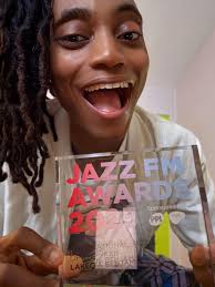 WE WON!!! 🏆🥳 Beyond grateful and incredibly honored to receive the Jazz  FM Award for International Act of the Year — all while making my debut at  the SOLD OUT, legendary Love