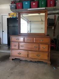 Find incredible bedroom furniture sets at bassett. I Have A Bassett Chimney Corners Bedroom Set Four Poster Bed W Rails Dres My Antique Furniture Collection
