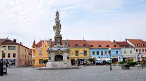 Masarykovo náměstí 21 686 01 uherské hradiště. Datei Uherske Hradiste Korom Marianske Namesti 2 Jpg Wikipedia