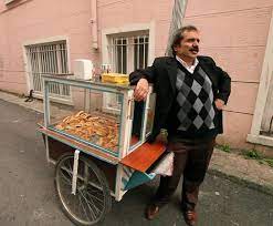 A Tribute To Istanbul S Street Vendors In 2021 Istanbul Street Vendor Japan Street Food