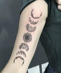 Mondphasen In Blumen Mondphasen In Blumen Blumen Mondphasen Moontattoo Simpletattoo Tattooarm Tattoodrawin Tattoos Hand Tattoos Tattoos For Daughters