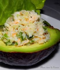 Crabe Et Avocat Ils S Aiment Sous Le Soleil Un Petit Tour Au Soleil Avec Cette Entree Toute Simple Et Gouteuse Q Avocat Crabe Recette Entree Facile Cuisine