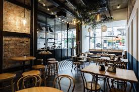 Grille Suspendue Pour Masquer Ventilation In 2020 Italian Restaurant Decor Restaurant Interior Design Restaurant Decor
