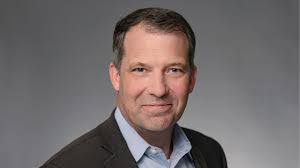 Sean Berg's Instagram, Twitter & Facebook