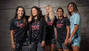 Real madrid are set to take to the pitch in 2020/21 with a unique pink and black design on their traditional white home kit. Adidas Unveil Real Madrid 20 21 Third Shirt Soccerbible