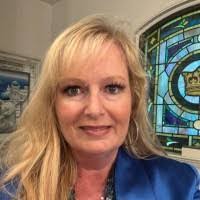 Cathy Hopper's Instagram, Twitter & Facebook