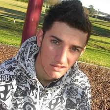 Alex Moretti (@moretti89)