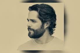 Thomas Rhett's “Where We Started” is a generic country album