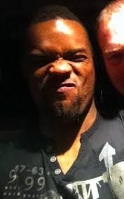 Edson Harris's Instagram, Twitter & Facebook