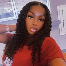 Erica Helm (@ericastribegetsfit) vysiela LIVE