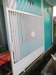 Jika anda menghuni rumah minimalis, tentu anda harus mendesain model pagar minimalis juga. Pagar Minimalis Putih Content