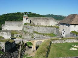Retrouver notre sélection à la une de besancon.tv avec une lecture enchainée de toutes les vidéos. Citadelle De Besancon Nicolas79 Voyages Decouvertes Burg