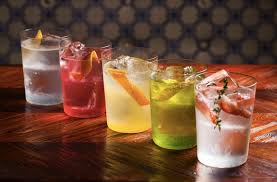 Espero poder volver pronto porque los cócteles que probé estaban realmente buenos, jamás había probado nada igual. Cocteles Catalanes