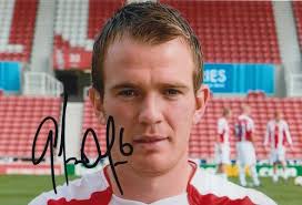 STOKE CITY HAND SIGNED GLENN WHELAN 6X4 PHOTO.