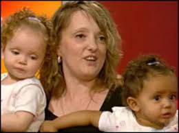 Irmãos de cores diferentes chamam atenção, mas não surpreendem cientistas