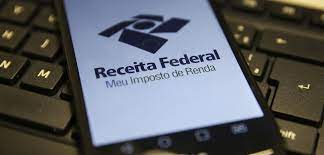 Os gastos dedutíveis no imposto de renda 2020. Receita Libera Consulta A Maior Restituicao De Imposto De Renda Da Historia Imposto De Renda 2020 Valor Investe