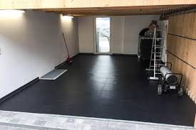 Bodenbelage Bodensysteme Fur Lagerhalle Werkstatt Ausstellung Veranstaltung Rts Isocompact