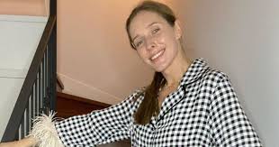 Facebook gives people the power to share and makes the. Katya Osadcha Otvetit Na Voprosy Poklonnikov V Pryamom Efire Shou Biznes Tch Ua