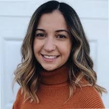 Damaris Stevenson's Instagram, Twitter & Facebook