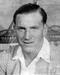 I found this amongst my dad's things I've kept over the years. Although the  article is about a good friend of his, Pat Migliaccio, the bottom picture  has my dad in it.