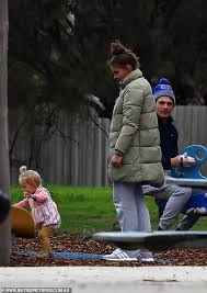 Rumours of the couple's problems intensified after aime stayed behind at her family's bellarine coast home near geelong with daughters bella and sadie rose, while rohan travelled with the cats to their. Klq 8w Jauji6m