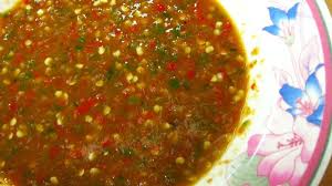 Goreng bawang merah & putih, tomat, cabe merah besar & kecil sampai layu angkat haluskan beri terasi setelah itu tumis beri gula, garam, penyedap, gula jawa, asam jawa, sampai harum sampai sambal dan minyak memisah lalu angkat jangan lupa tes rasa untuk asam jawa tidak perlu direndam air langsung masukan saja Resep Sambal Thailand Yang Sering Dicocol Dengan Sea Food Tribunstyle Com