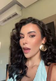 Os vídeos de Rebeka Carneiro (@rebekacarnero) com som original