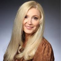 Aimee Rainey's Instagram, Twitter & Facebook