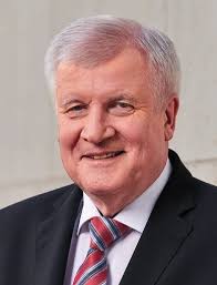 GLEICHWERTIGE LEBENSVERHÄLTNISSE